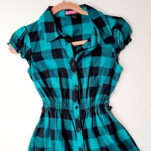 Green Plaid collar short sleeve shirt